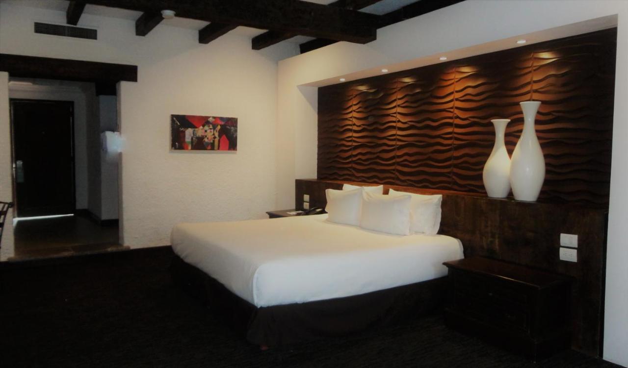 Radisson Hotel Tapatio Guadalajara Aeropuerto Tlaquepaque Ngoại thất bức ảnh