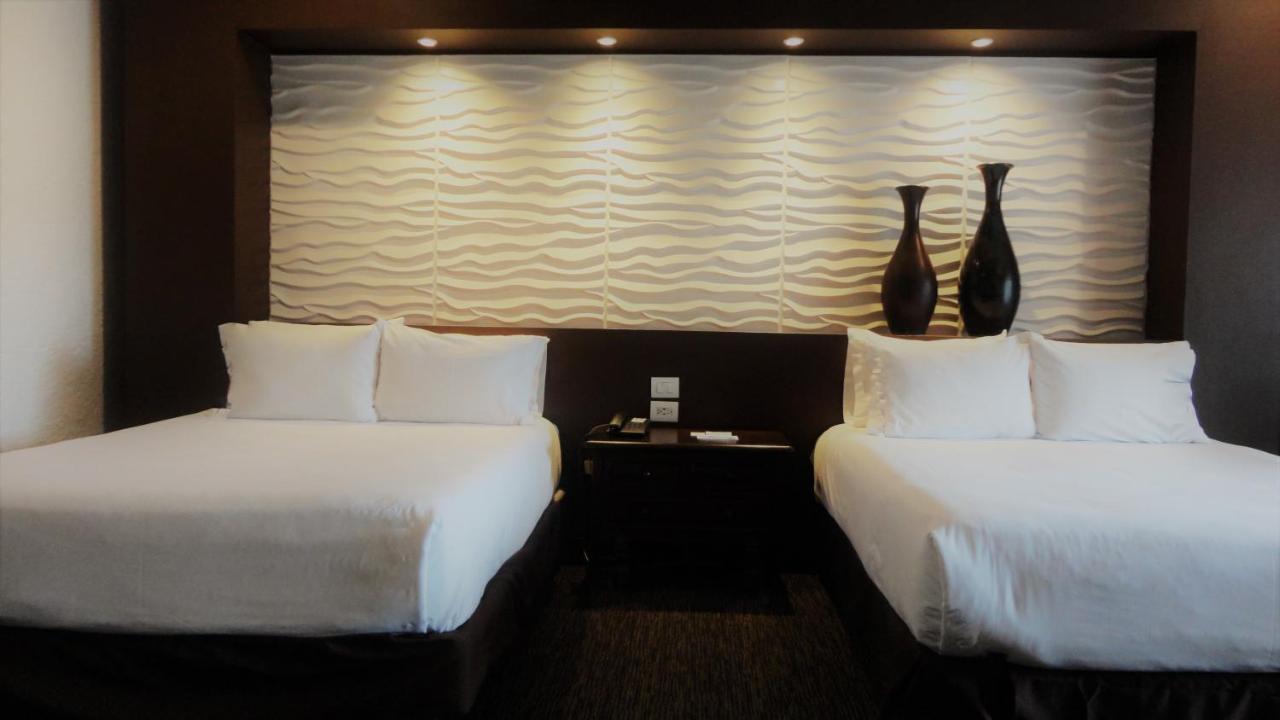 Radisson Hotel Tapatio Guadalajara Aeropuerto Tlaquepaque Ngoại thất bức ảnh