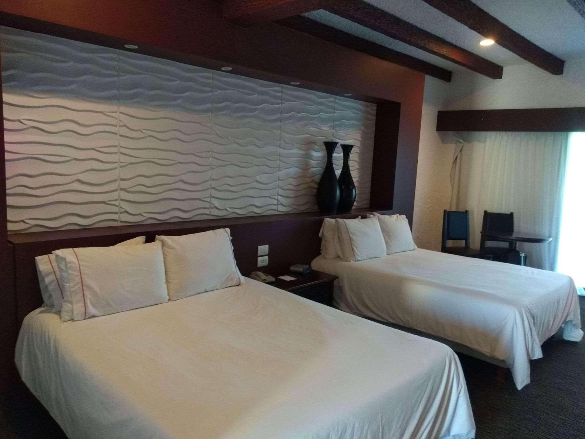 Radisson Hotel Tapatio Guadalajara Aeropuerto Tlaquepaque Ngoại thất bức ảnh