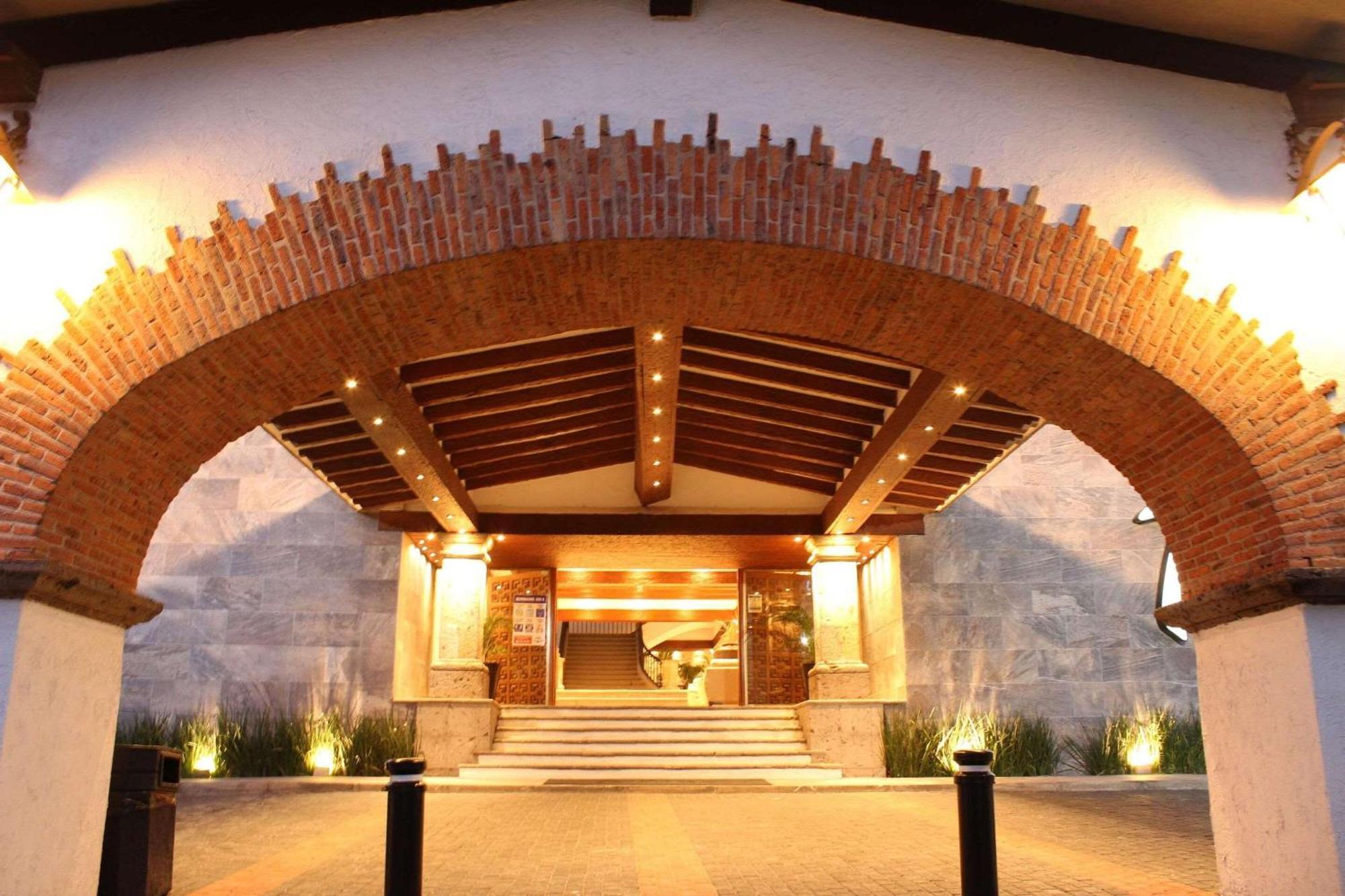 Radisson Hotel Tapatio Guadalajara Aeropuerto Tlaquepaque Ngoại thất bức ảnh